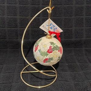 Rhyn- Rivét Christmas rose with Holly porcelain ball ornament